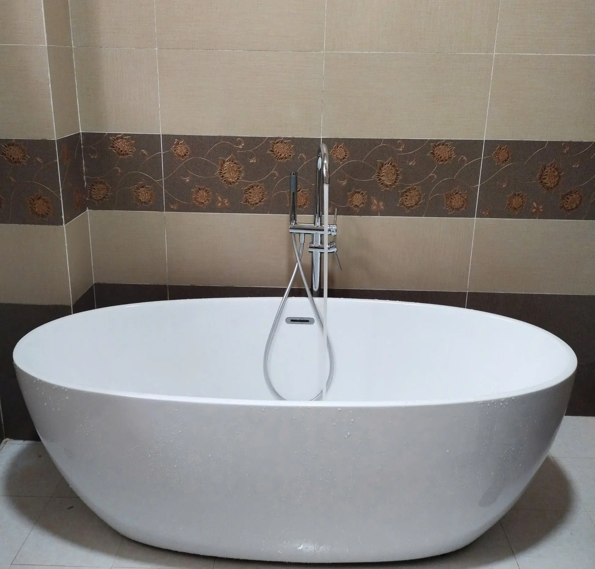 Bồn tắm ngâm độc lập BTDL01