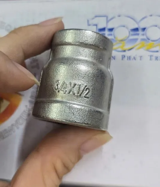 Côn thu 27/21 inox đúc DN20 về DN15