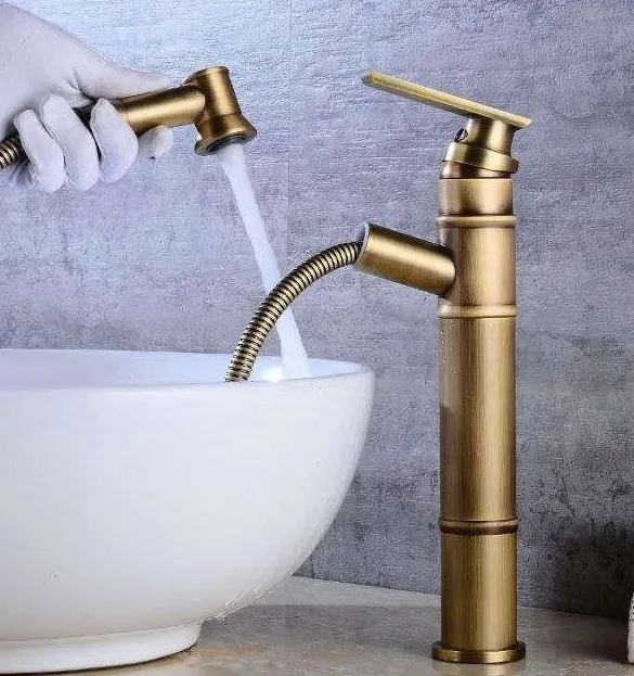 Vòi rửa mặt dây rút màu đồng cổ VR02G